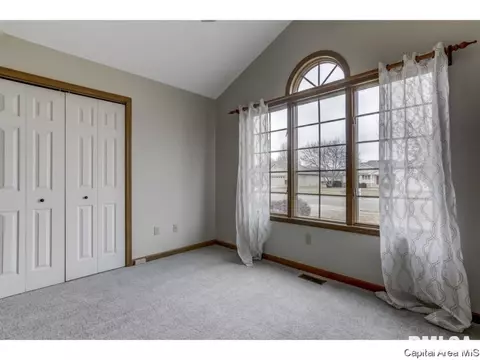 2212 Renwick Dr, Springfield, IL 62704 photo 24