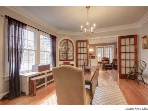1124 W Vine St, Springfield, IL 62704 photo 9