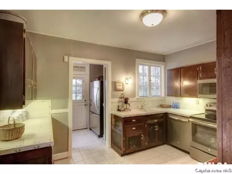1124 W Vine St, Springfield, IL 62704 photo 10