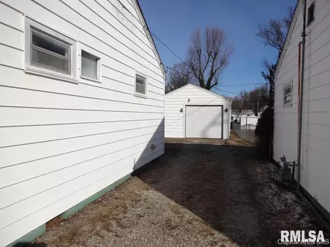 2341 Cincinnati Ave, Springfield, IL 62702 photo 4