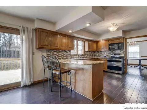 2 Brighton Rd, Springfield, IL 62702 photo 13
