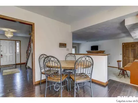 2 Brighton Rd, Springfield, IL 62702 photo 17