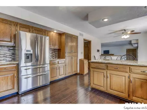 2 Brighton Rd, Springfield, IL 62702 photo 16