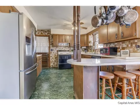 2475 Arrowhead Dr, Springfield, IL 62702 photo 8