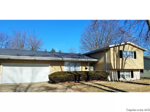 2475 Arrowhead Dr, Springfield, IL 62702 photo 1