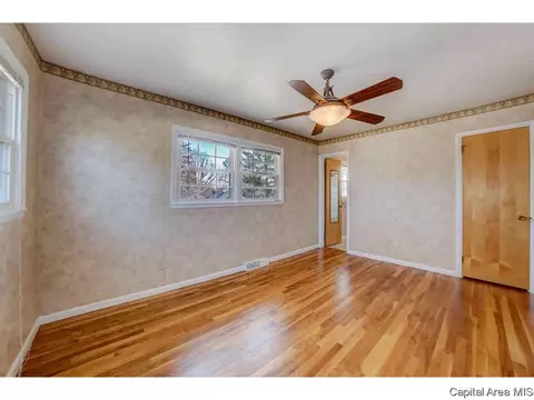 87 Interlacken Dr, Springfield, IL 62704 photo 17