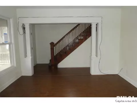 1145 N 5th Street St, Springfield, IL 62702 photo 4