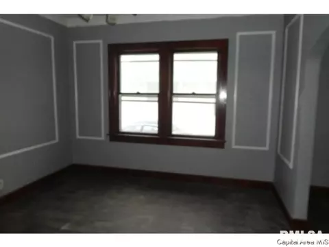 2216 S 9th Street St, Springfield, IL 62703 photo 6