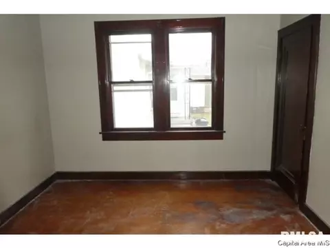 2216 S 9th Street St, Springfield, IL 62703 photo 11