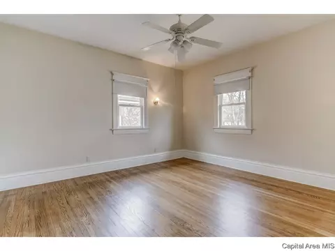 823 S Walnut St, Springfield, IL 62704 photo 23