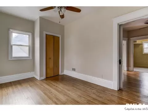 823 S Walnut St, Springfield, IL 62704 photo 20