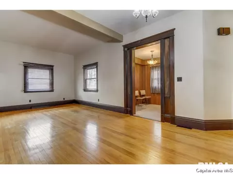 823 S Walnut St, Springfield, IL 62704 photo 7