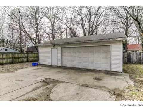 823 S Walnut St, Springfield, IL 62704 photo 36