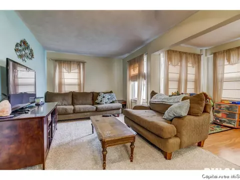 2907 Fox Bridge Rd, Springfield, IL 62703 photo 6