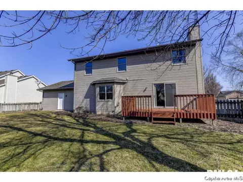 2105 Burgess Dr, Springfield, IL 62711 photo 3