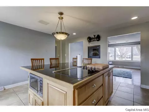 2570 Tozer, Springfield, IL 62707 photo 10