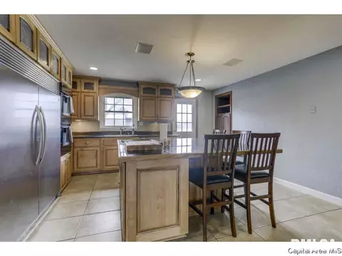2570 Tozer, Springfield, IL 62707 photo 9