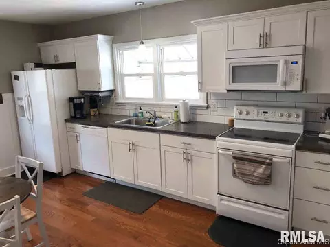 2121 22nd St, Springfield, IL 62702 photo 10