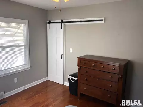 2121 22nd St, Springfield, IL 62702 photo 6