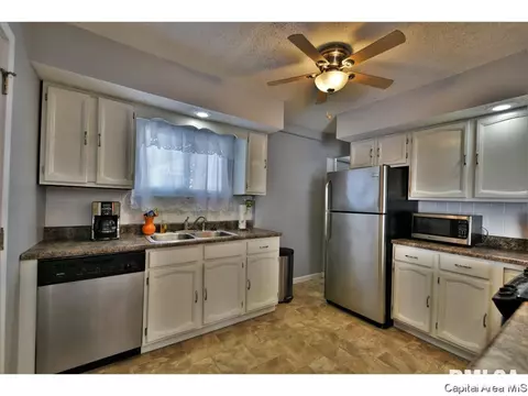 1816 N 20th St, Springfield, IL 62702 photo 14