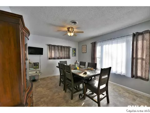 1816 N 20th St, Springfield, IL 62702 photo 12