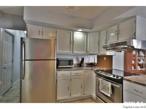 1816 N 20th St, Springfield, IL 62702 photo 16