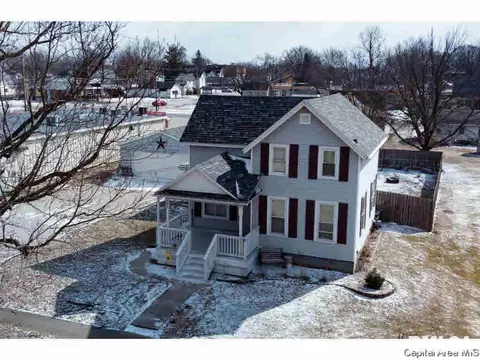 306 W Meek St, Abingdon, IL 61410 photo 1