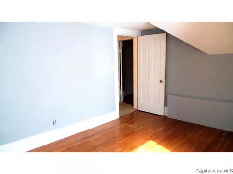 306 W Meek St, Abingdon, IL 61410 photo 17