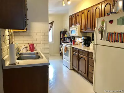 1901 S Lowell, Springfield, IL 62704 photo 9