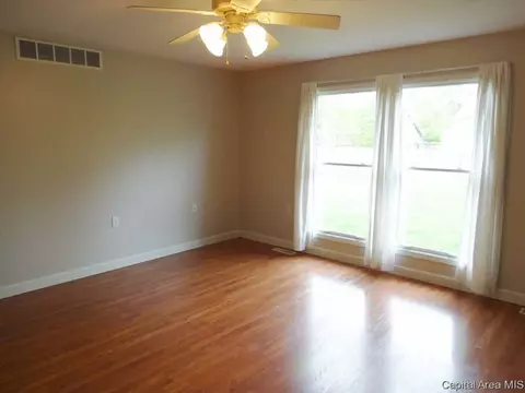 2813 Findley Dr, Springfield, IL 62704 photo 6
