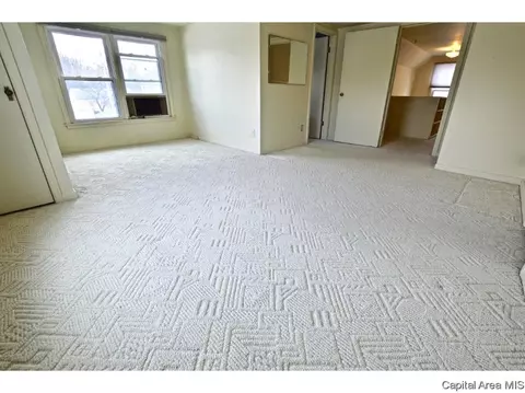2236 S Spg, Springfield, IL 62704 photo 25