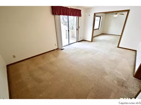 2236 S Spg, Springfield, IL 62704 photo 5
