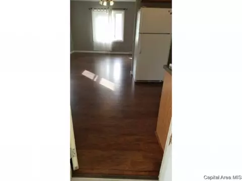 4 Bryant Ln, Springfield, IL 62702 photo 9