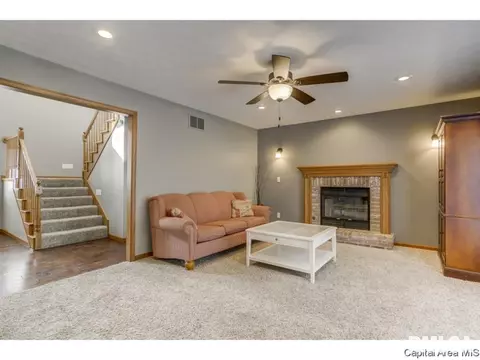 3012 Catalpa, Springfield, IL 62712 photo 4