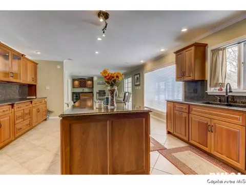 1900 S Illini Rd, Springfield, IL 62704 photo 8