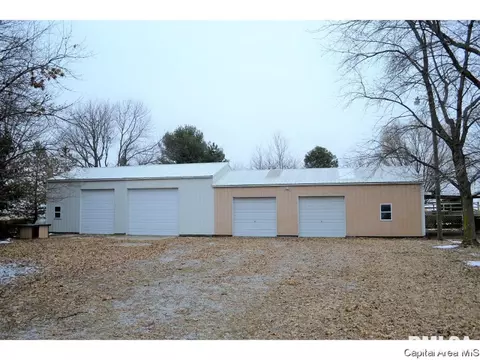 2466 Barr Rd, Hettick, IL 62649 photo 2