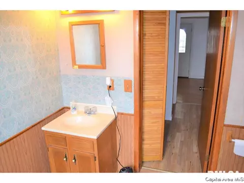 2466 Barr Rd, Hettick, IL 62649 photo 18
