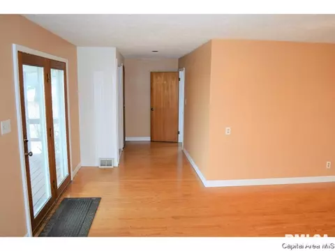 2466 Barr Rd, Hettick, IL 62649 photo 11