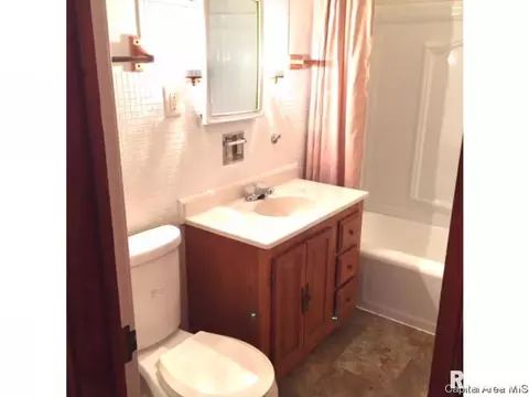 2224 E Monroe St, Springfield, IL 62703 photo 8