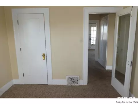 249 N Illinois St, Springfield, IL 62702 photo 7
