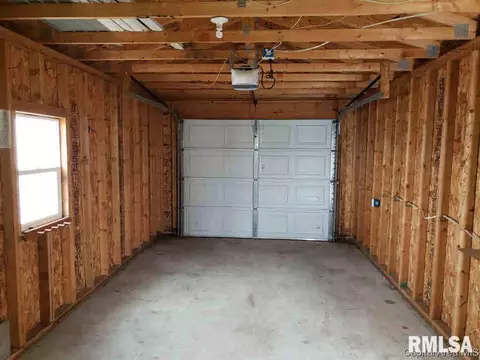 385 E Jefferson St, Greenview, IL 62642 photo 12