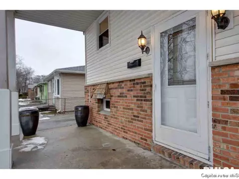 2240 E Watch Ave, Springfield, IL 62702 photo 27