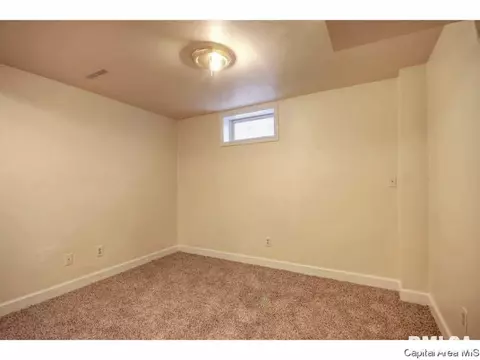 2240 E Watch Ave, Springfield, IL 62702 photo 25