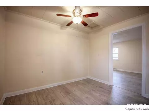 2240 E Watch Ave, Springfield, IL 62702 photo 11