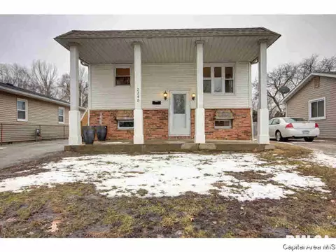 2240 E Watch Ave, Springfield, IL 62702 photo 1