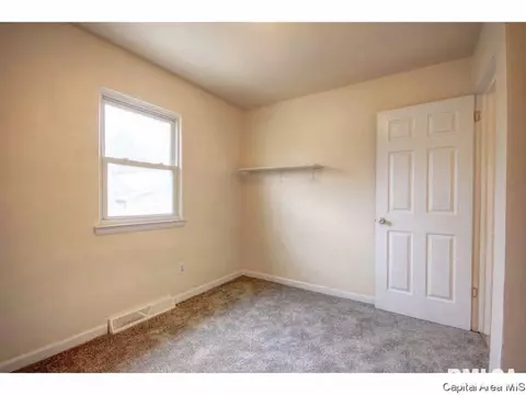 2240 E Watch Ave, Springfield, IL 62702 photo 13