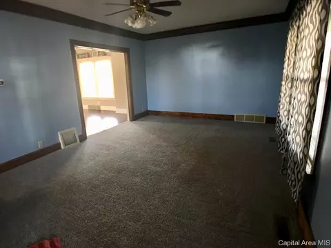 225 S Macarthur Blvd, Springfield, IL 62704 photo 8