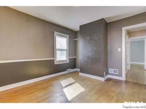 2044 S State St, Springfield, IL 62704 photo 21