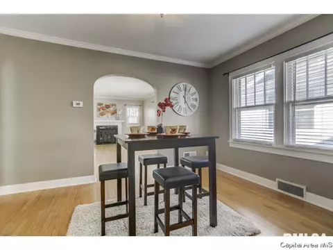 2044 S State St, Springfield, IL 62704 photo 9