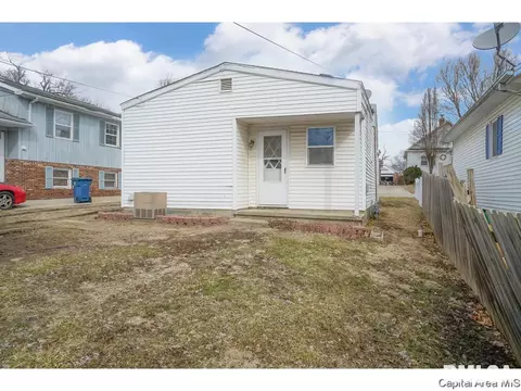 624 E Wood Ave, Springfield, IL 62702 photo 25